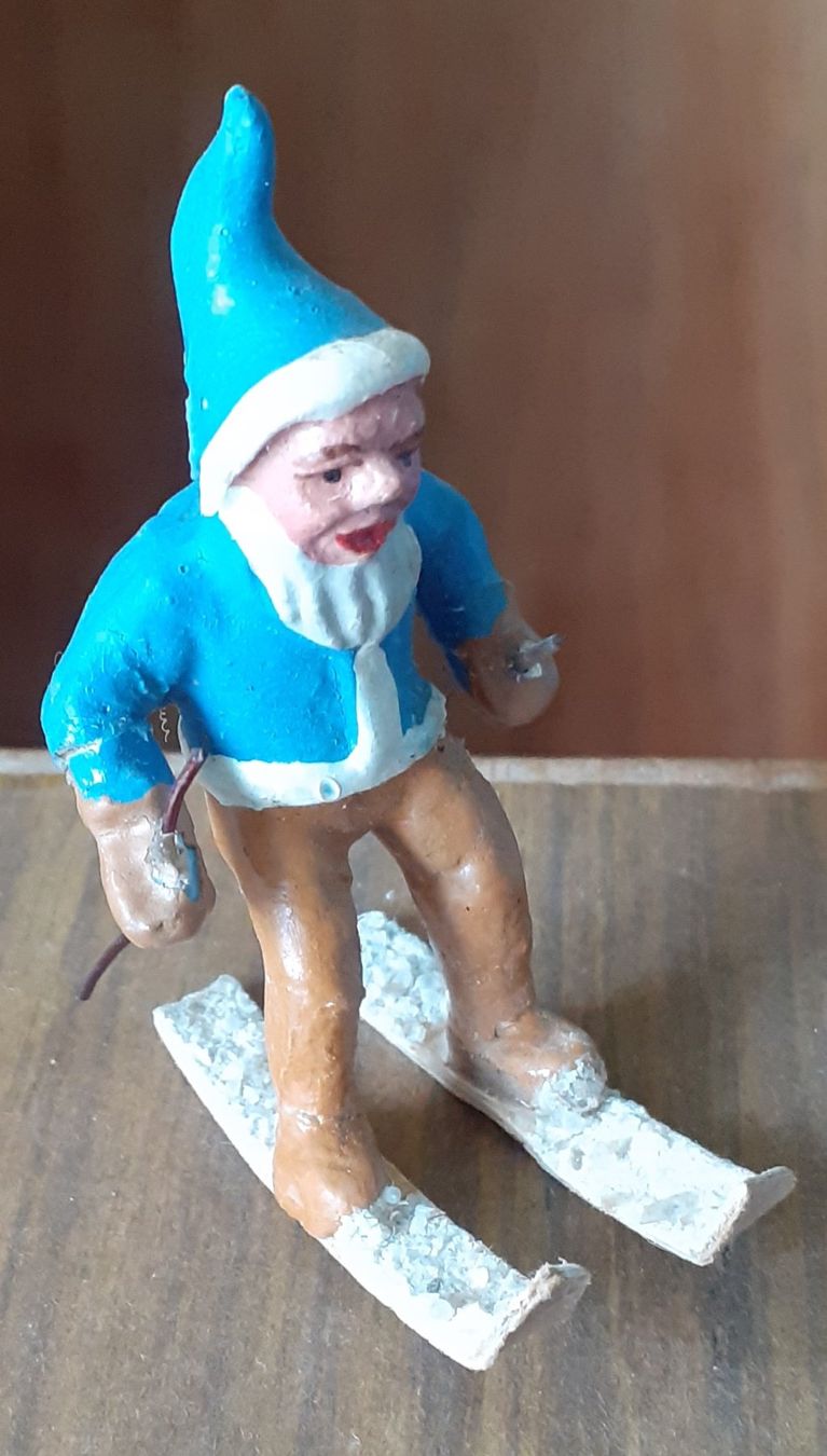 Tutte le decorazioni: Figur Zwerg auf Skiern – Usato da Mörschwil venduto da antiksalon 1