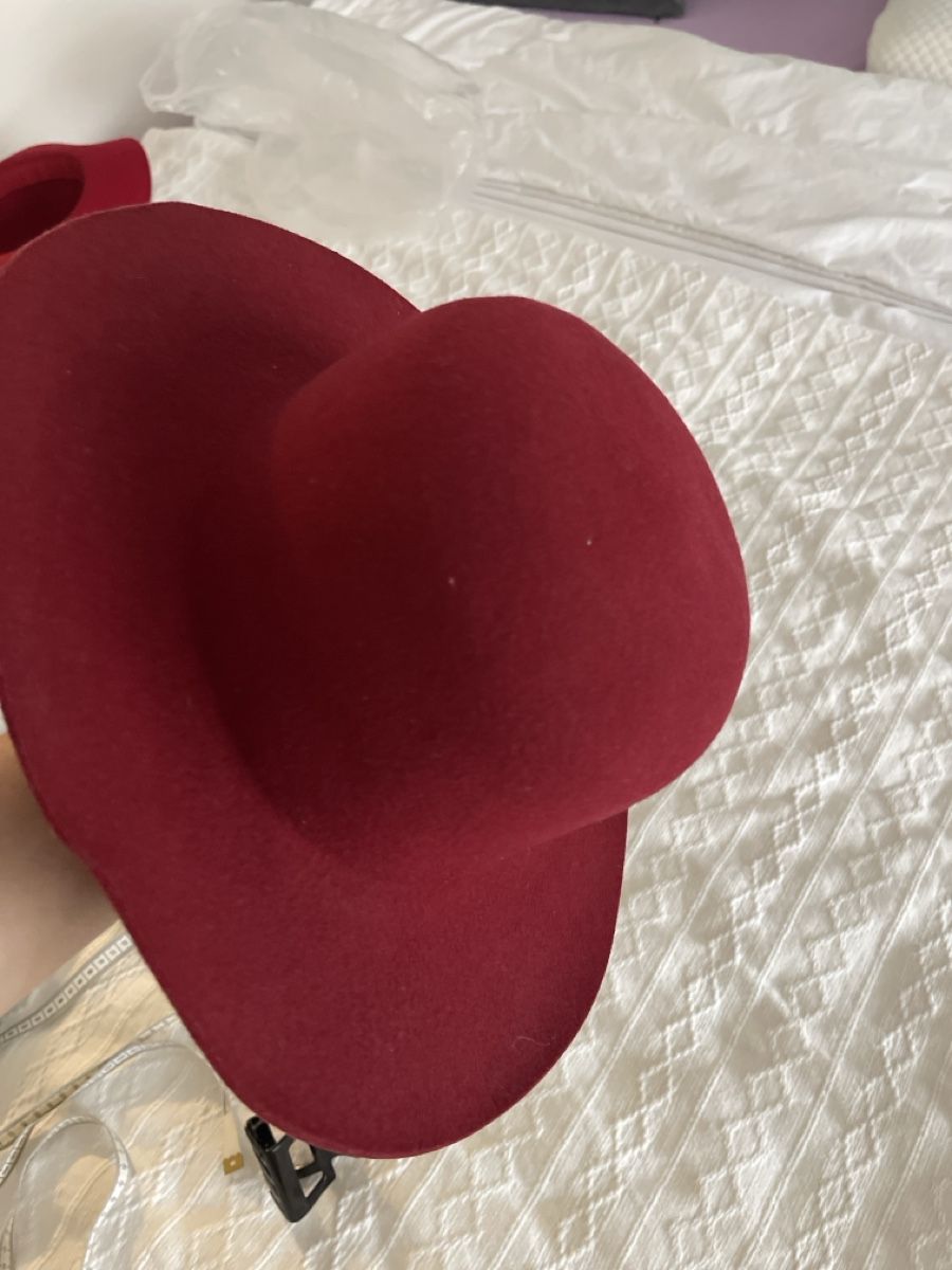 Copricapi, berretti & cappellini: Burgundy Wool Hat - Chic Style – Usato da Winterthur venduto da shp_xcc5 2