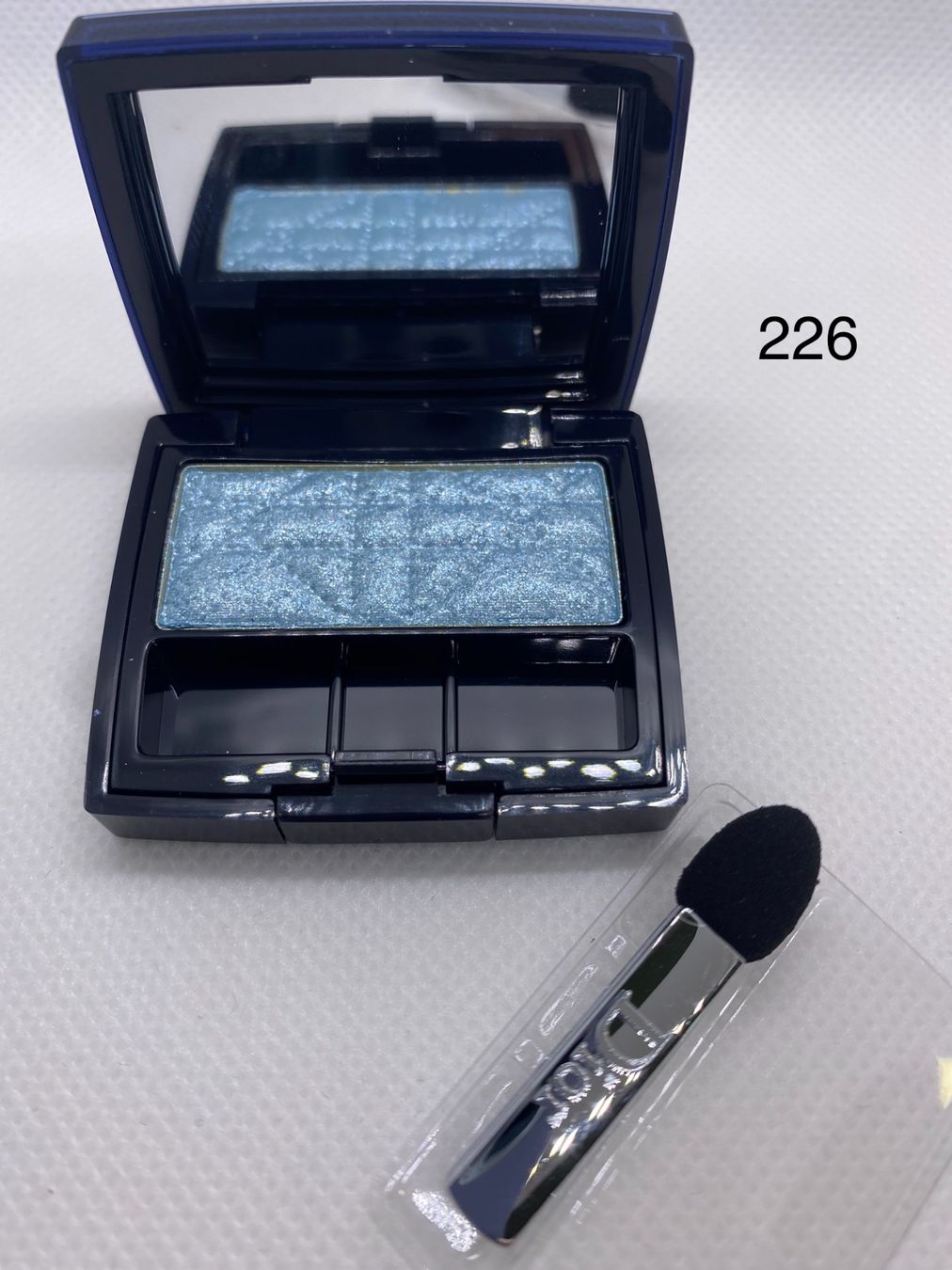 Dior Make-up: Dior mono eyeshadow maquillage – Neu und originalverpackt aus Pully von Natala
