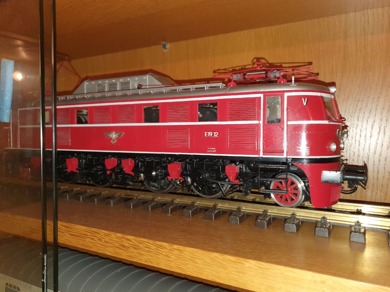 Modellini di ferrovie: J&M Models E 19 inkl. 2 Pullman Wagen Spur 1 – Nuovo (secondo la descrizione) da Münsingen venduto da wd65
