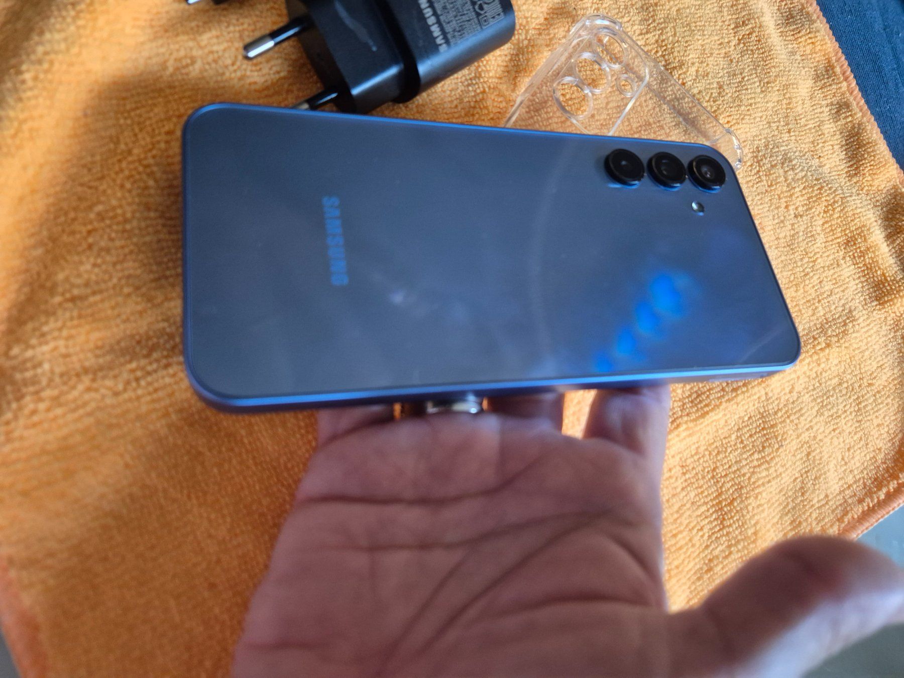 Samsung Telefoni cellulari / Smartphones: Samsung A15 blue 5G 128gb Duos – Usato da St. Gallen venduto da Juhasli 3