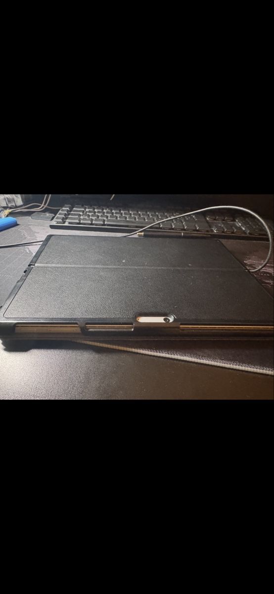 Microsoft Notebook: MICROSOFT Surface Pro 7 (12.3", Intel Core i5, 16 GB RAM, 25 – Nuovo (secondo la descrizione) da Baden venduto da Ovoo-13 3