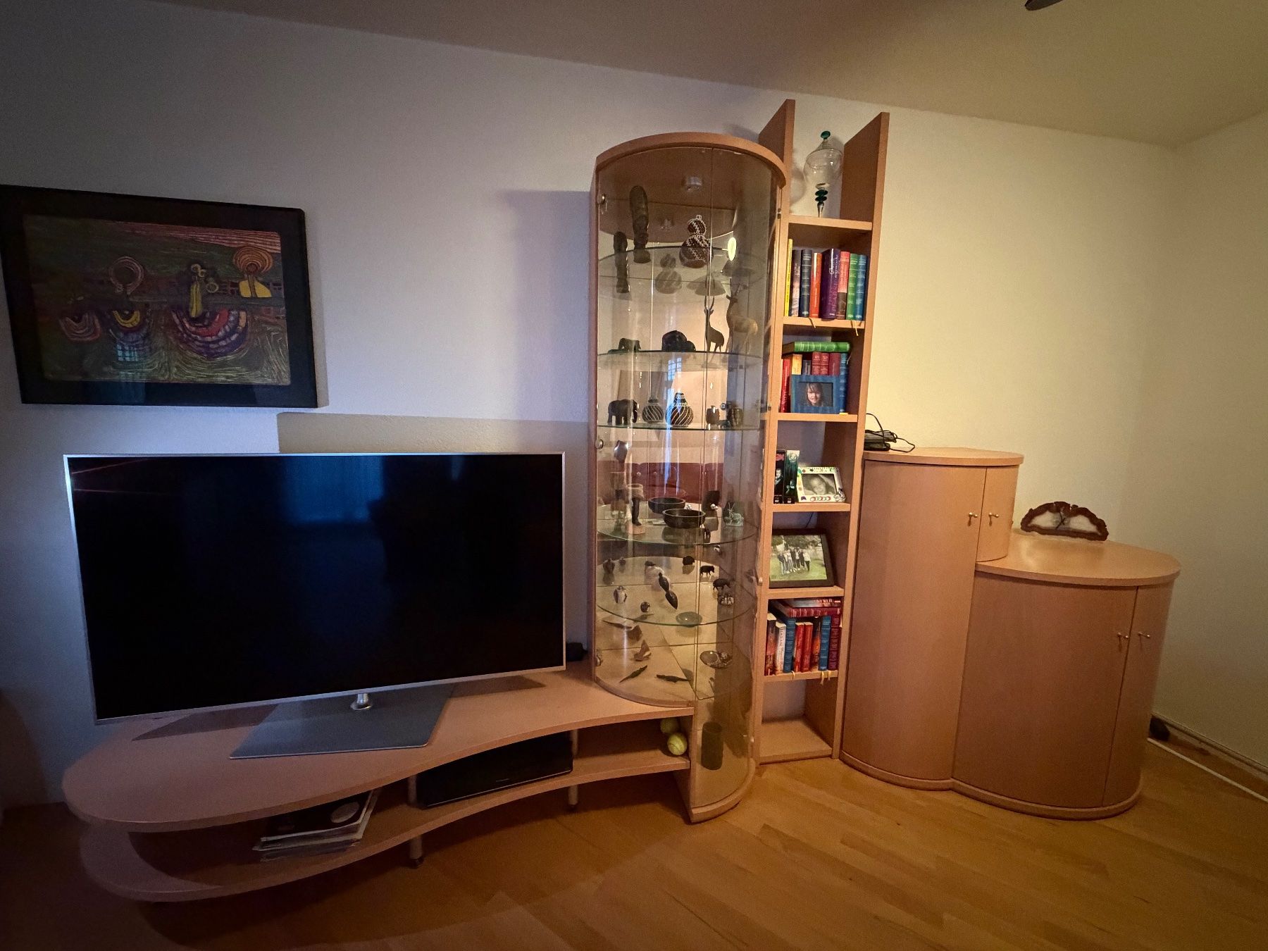 Meubles TV: Wohnwand – D'occasion à Zürich par Liefling
