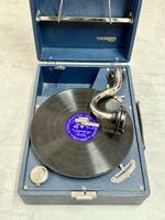 Antikes Grammophon Thorens