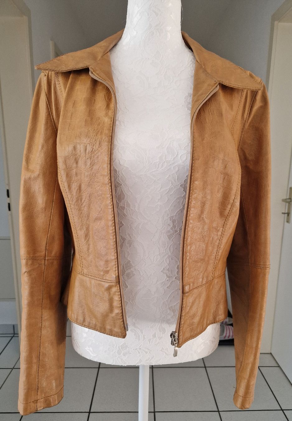 Jacken: VESTE EN CUIR – Gebraucht aus Camorino von JPHANDMADE1 1