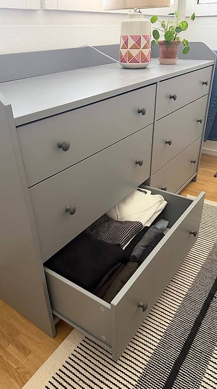 Ikea Cassettiere: Kommode IKEA Hauga Grau – Usato da Zürich venduto da cj8055 3