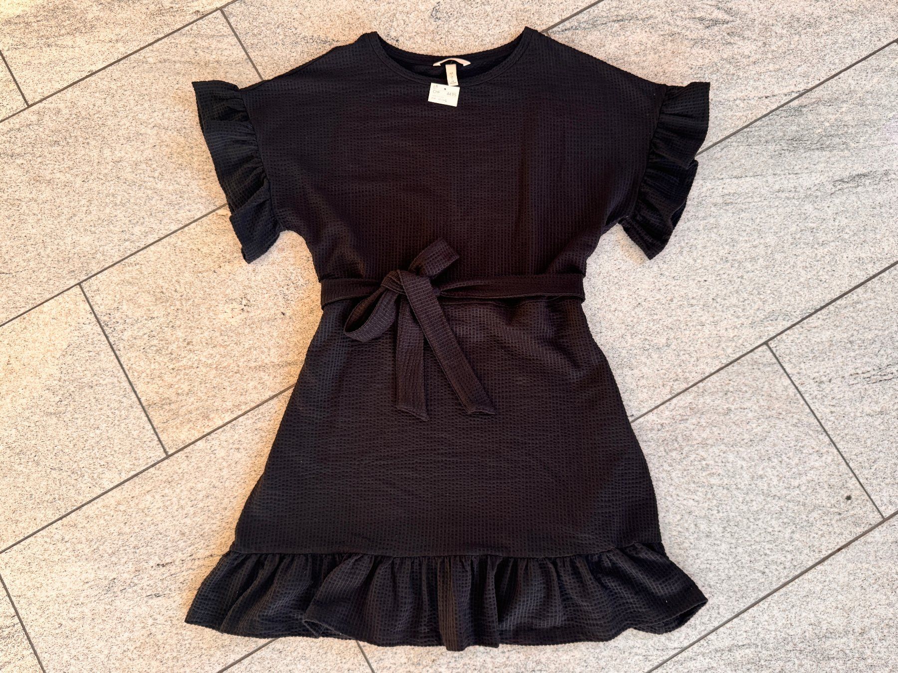 H&M Vestiti: Neu** H&M Kleid Gr. L – Nuovo e nell'imballaggio originale da Zollikon venduto da Krenapf 1