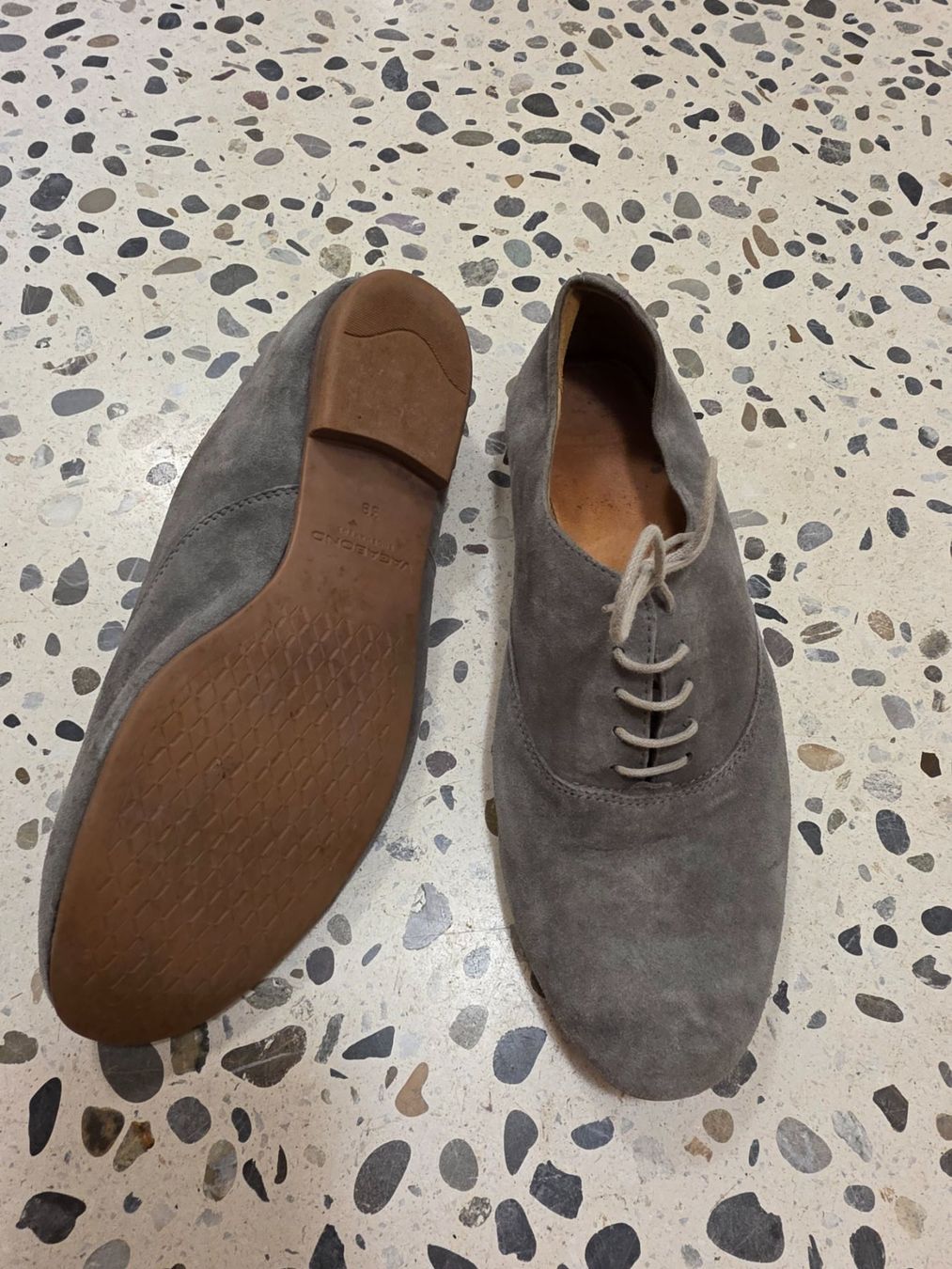 Vagabond Scarpe da donna: Vagabond Halbschuhe Schnürschuhe 38 – Usato da Zürich venduto da sougia11
