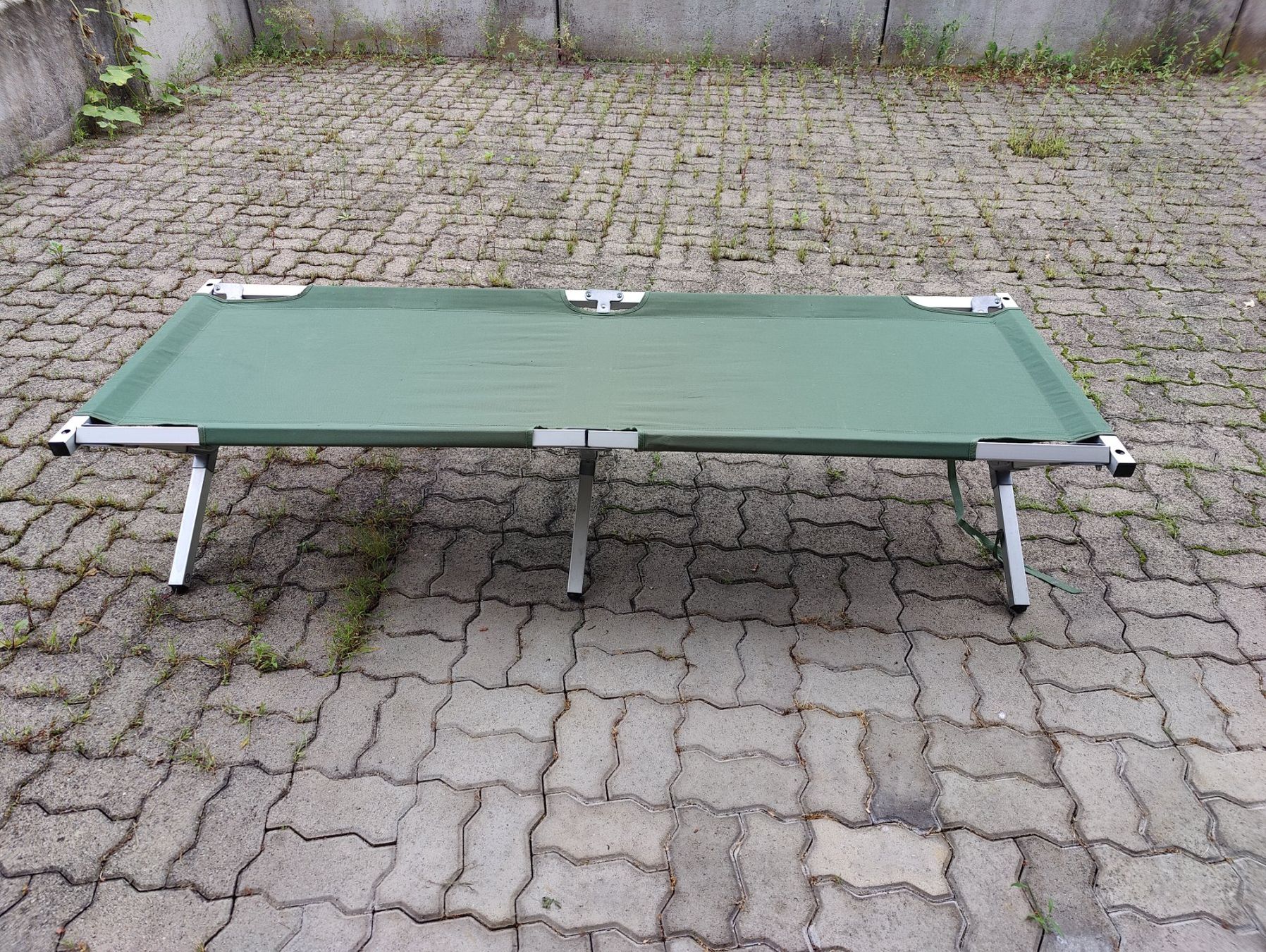Lits: Feldbett – D'occasion à Schaffhausen par cic_87cy