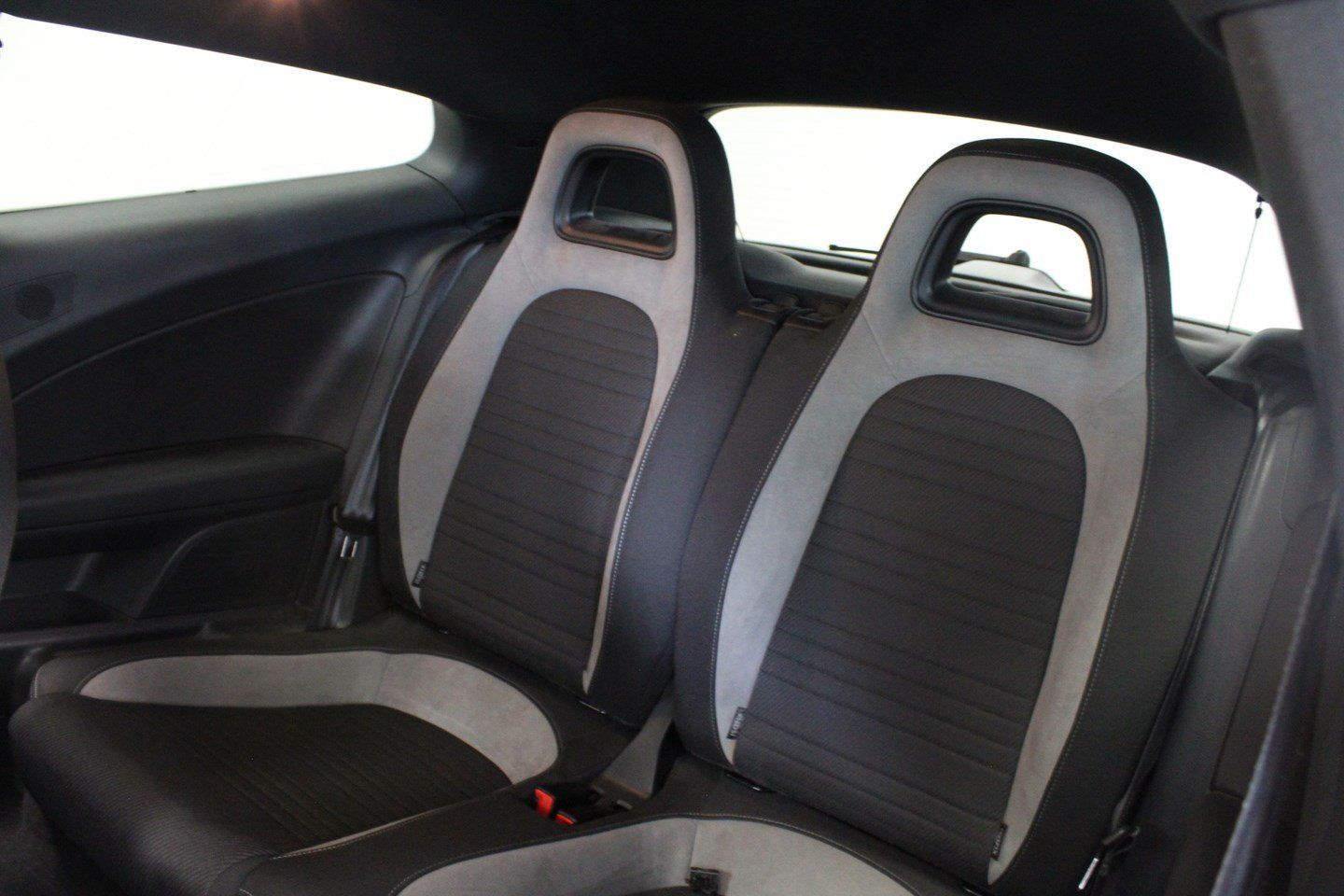 VW Automobili: VW Scirocco 2.0 TSI R-Line – Usato da Pully venduto da Arkasia_8 5