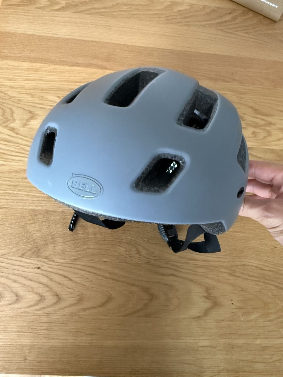 Bell Helme: Bell Fahrradhelm, Grösse M, Grau – Gebraucht aus Zürich von helloJJ 2