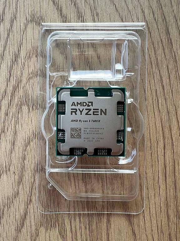 Amd Componenti elettronici: AMD Ryzen 5 7600X - CPU - Sockel AM5 – Usato da Neuenhof venduto da istvan.s