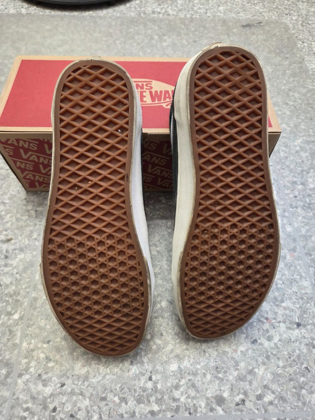Vans Herrenschuhe: Vans Old Skool - Gunmetal 44 – Gebraucht aus Sempach Station von Miss_sixty6 5