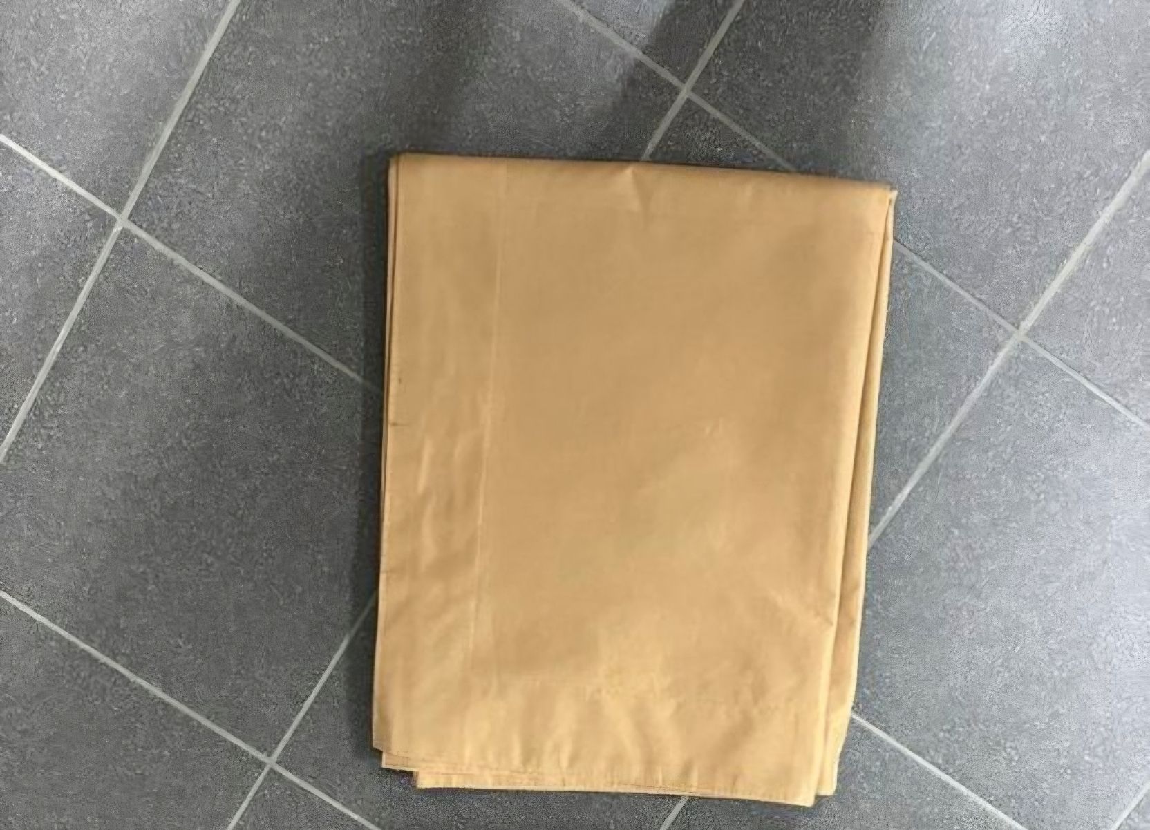 Kissen: Sitzsack Farbe Beige XXL, NEU – Neu (gemäss Beschreibung) aus St. Gallen von jae_rt5x 1