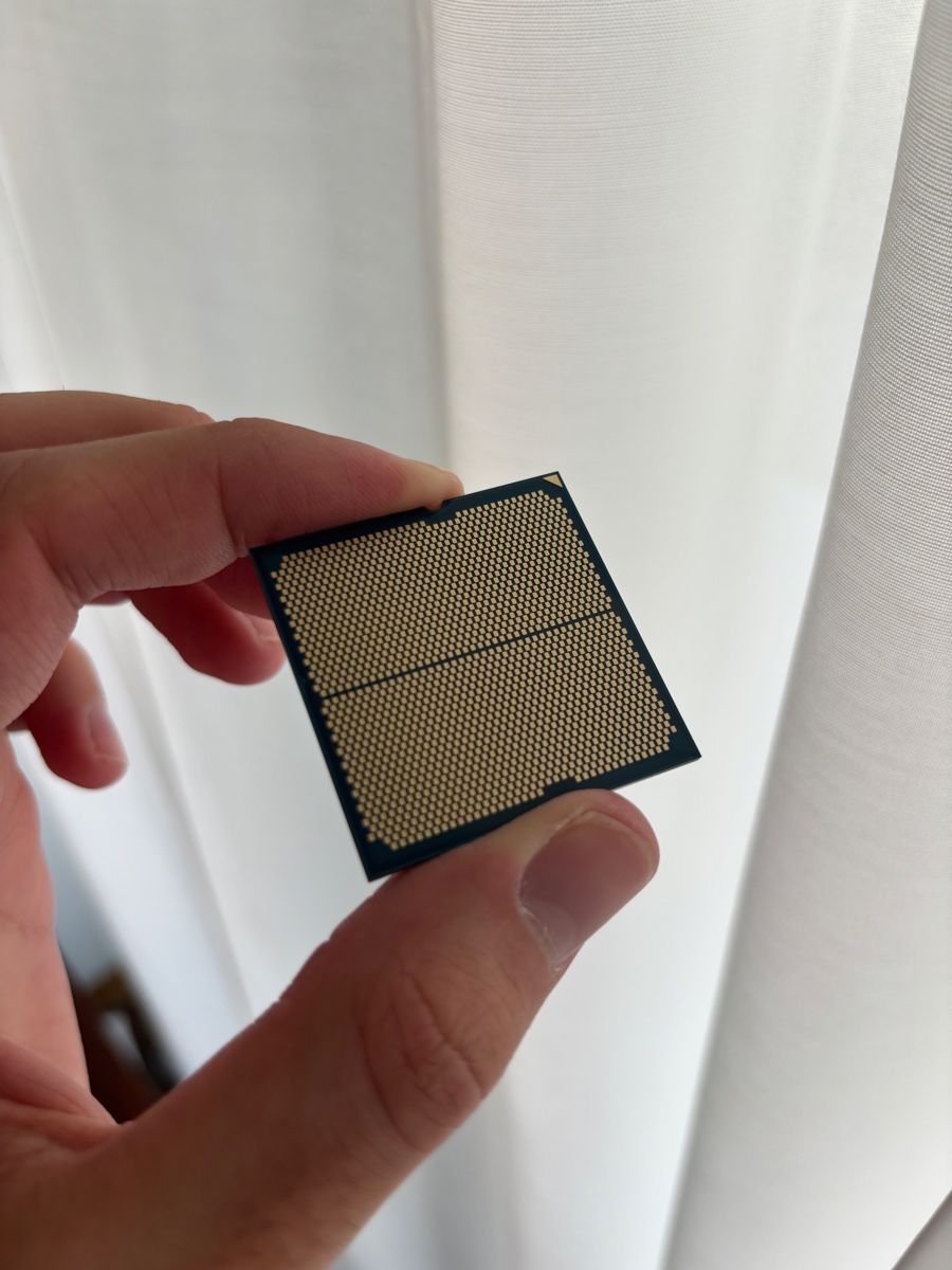 Amd Composants électroniques: AMD Ryzen 7 9700X Prozessor gebraucht – D'occasion à Basel par mra_h6wg 5