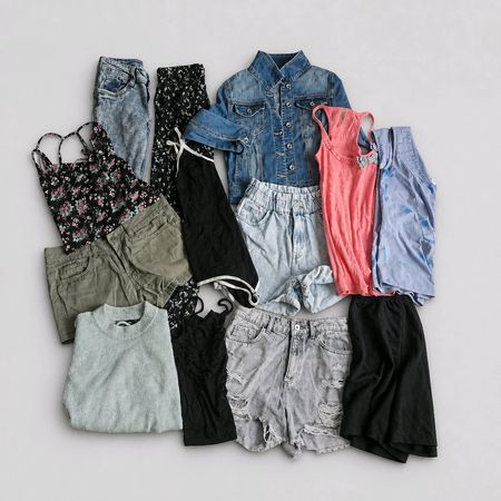 Grosses Kleiderpaket Set Sommer Gr. S Jeans, Shirts Jacke