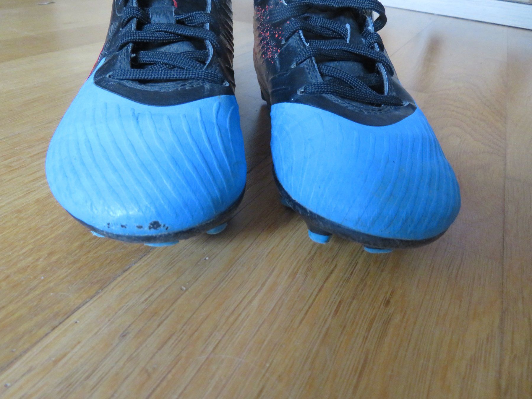 Puma Herrenschuhe: Fussballschuhe blau Puma Gr. 31 – Gebraucht aus Fontaines NE von neuch123 3