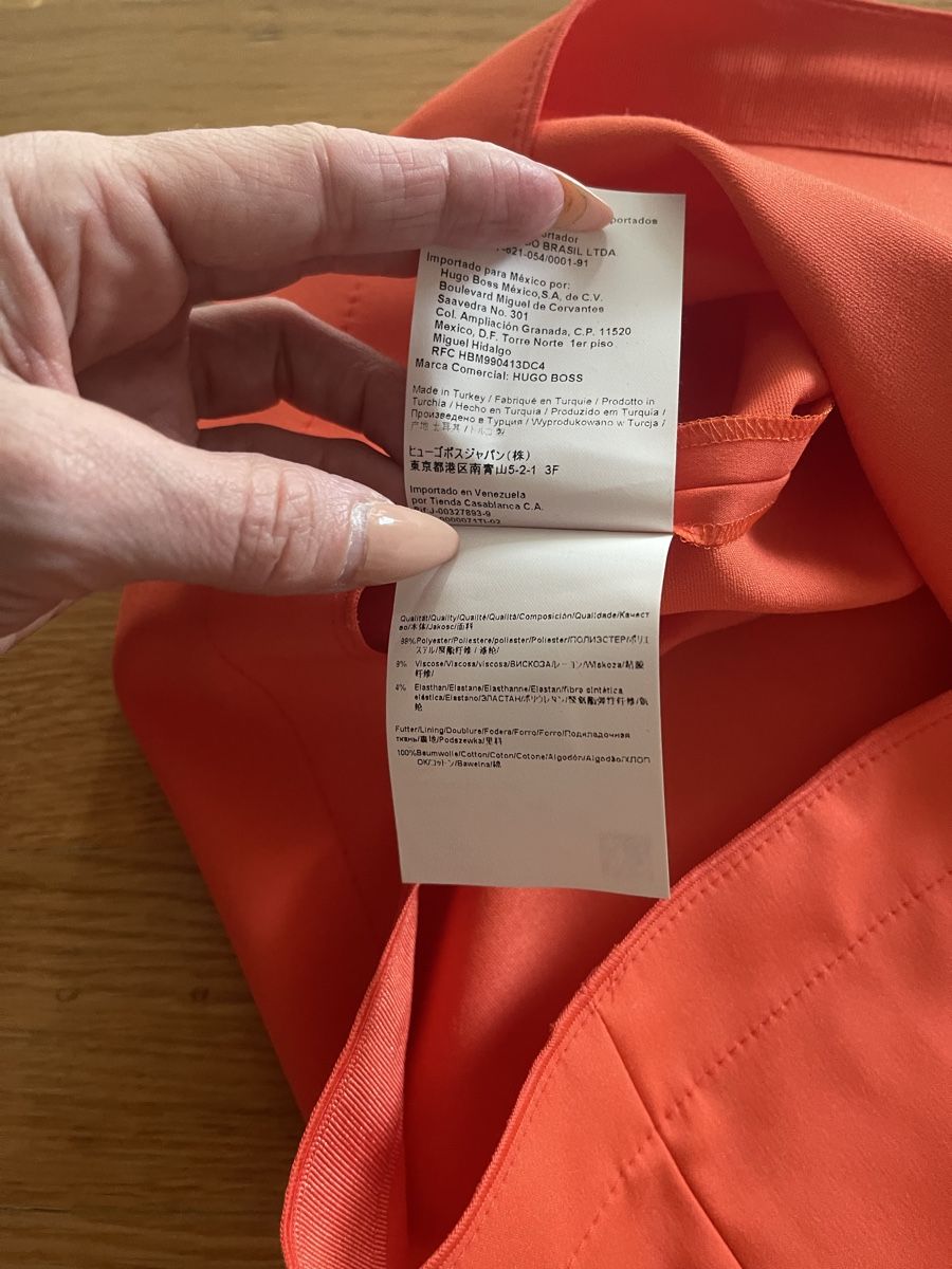 Hugo Boss Vestiti: Kleid Elegantes Hugo Boss Kleid Grösse 36 – Usato da Rüschlikon venduto da leo_mwz2 8