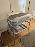 Baby Wickelkombination mit Badewanne grau guter Zustand