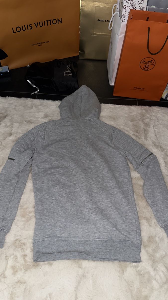 Balmain Pullover & Sweatshirts: Balmain Paris Pullover – Gebraucht aus Frick von fun_65zz 1
