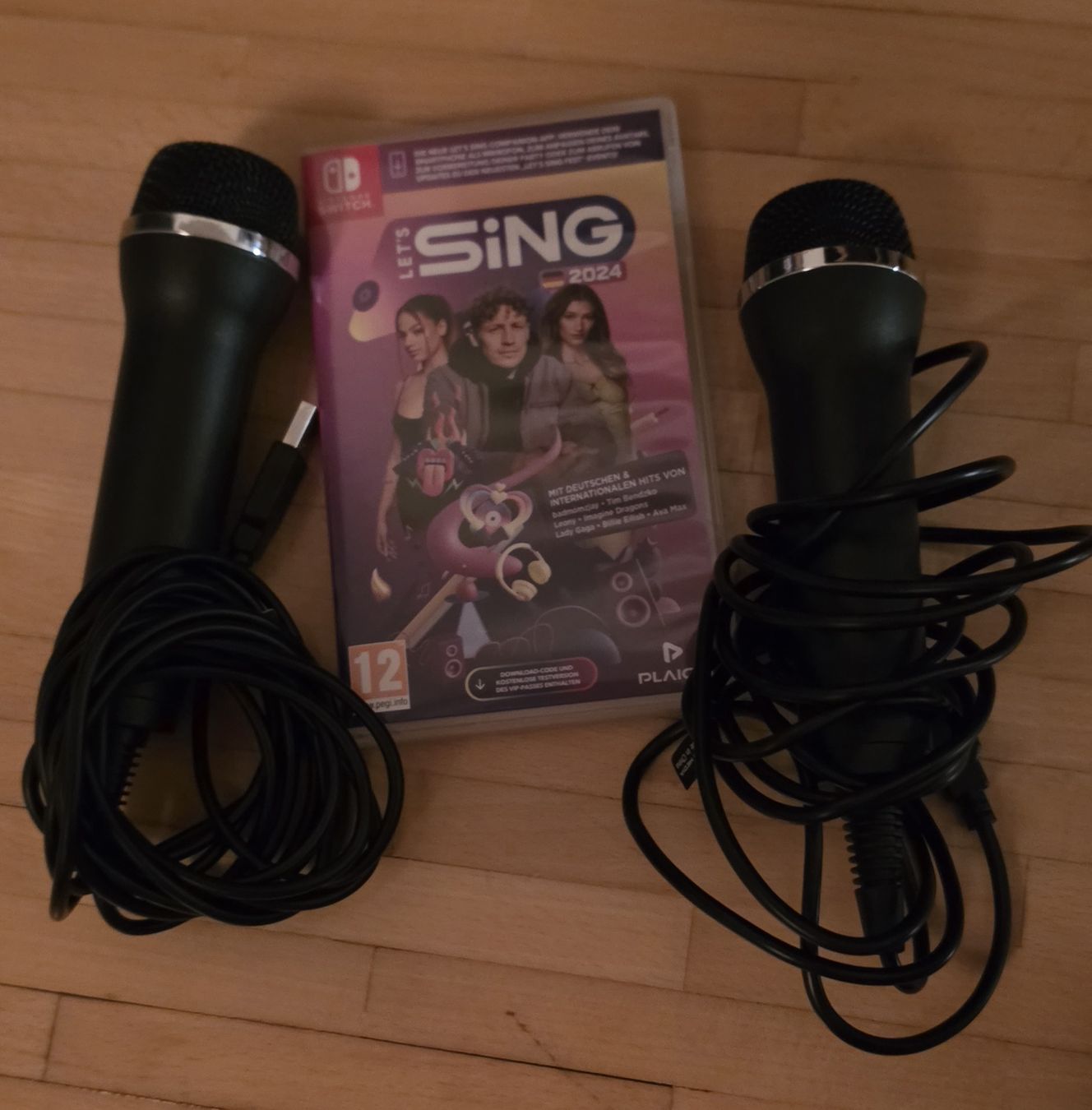 Nintendo Console: Lets Sing 2024 Nintendo Switch mit 2 Mikrofonen – Usato da Buchs AG venduto da Manu827