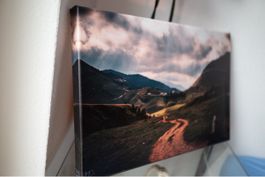 Stunning Canvas Print: Mountain Road