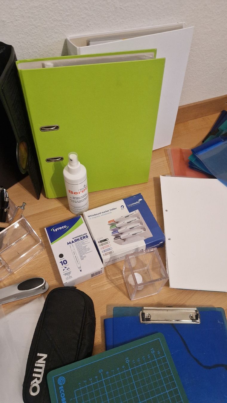 Kit bricolage: Büro & Bastel Set TEILS NEU – Usato da Luzern venduto da Antu92 5