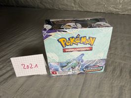 POKEMON-DISPLAY-SCHAURIGE HERRSCHAFT-2021-DE