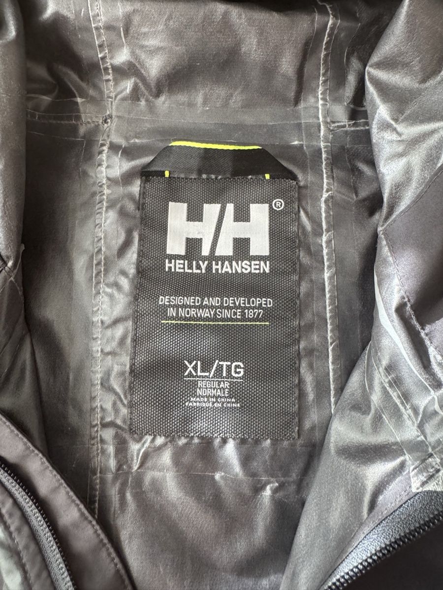 Giacche: Helly Hansen Regenjacke – Usato da Steffisburg venduto da Ricofaes 4
