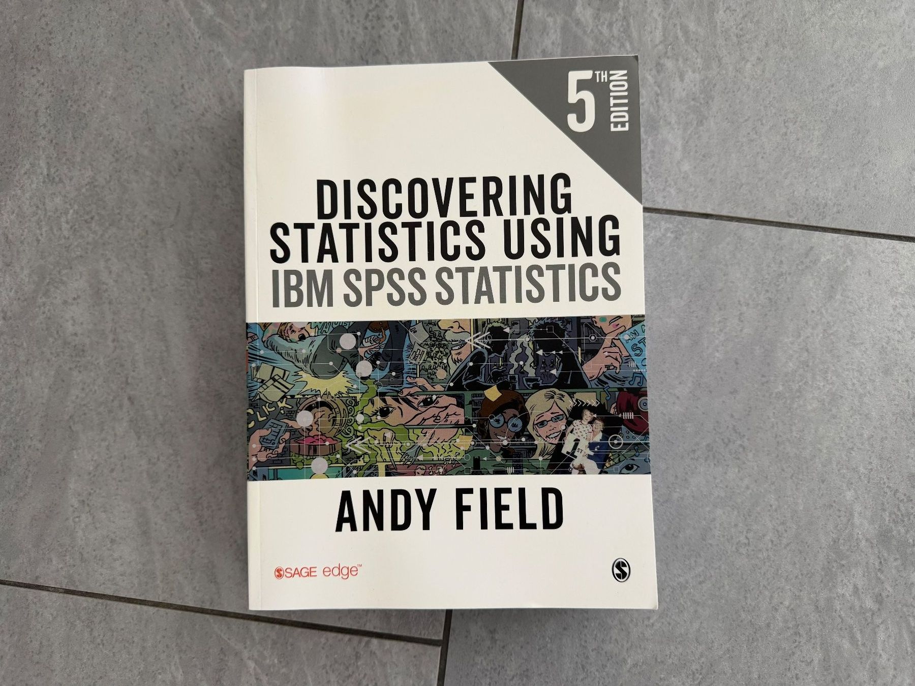Bücher: Discovering Statistics Using IBM SPSS Statistics - A. Field – Gebraucht aus Bülach von Loredana13