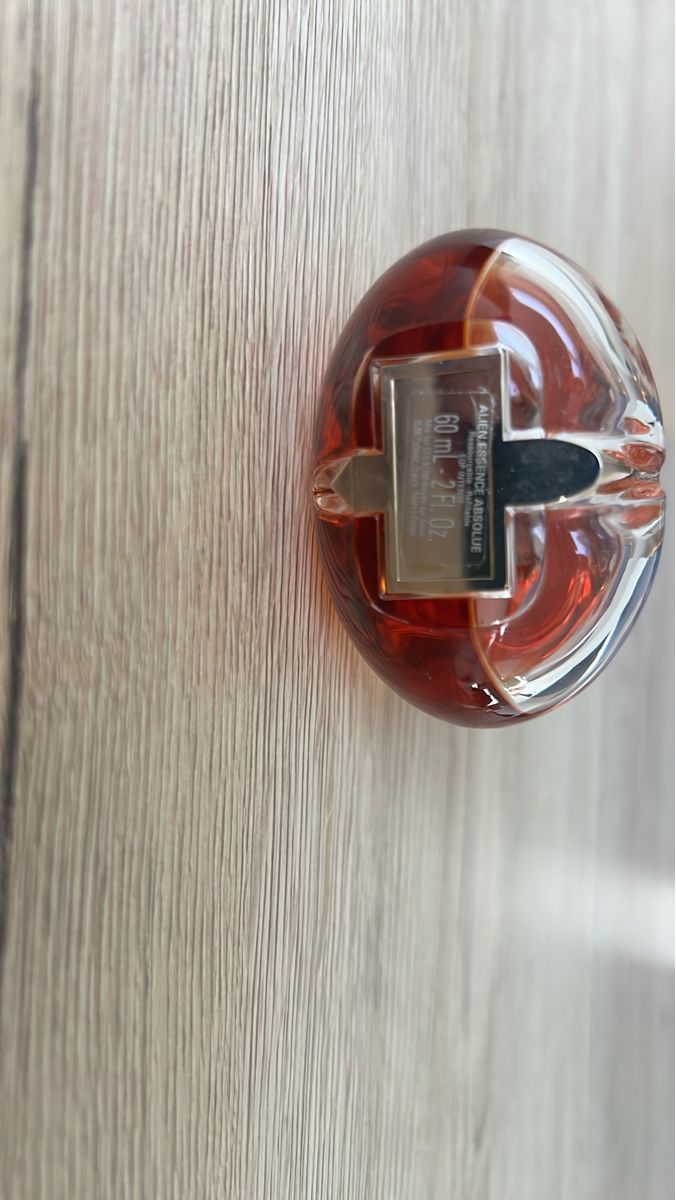Mugler Profumi & Eau de Toilette: Parfum Alien Essence Absolue 60ml RARE – Usato da La Chaux-de-Fonds venduto da GabrielaKlein 1