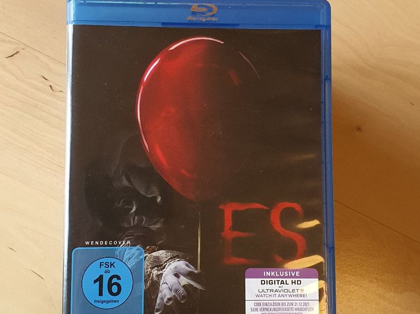 Tutti i DVDs: Blueray ES – Usato da Altdorf UR venduto da Xaeon