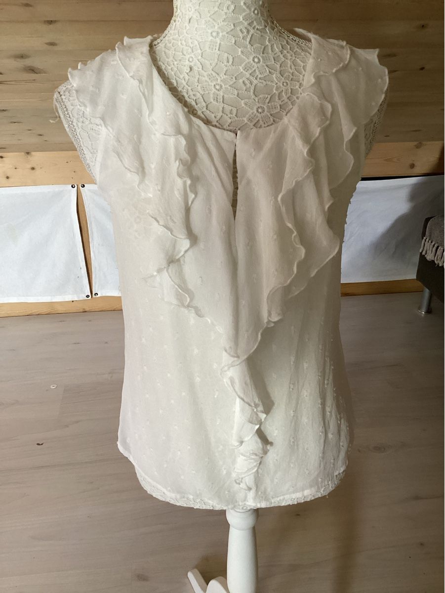 Nile Tops: NILE Bluse weiss Grösse XS  – Gebraucht aus Steckborn von smilla70