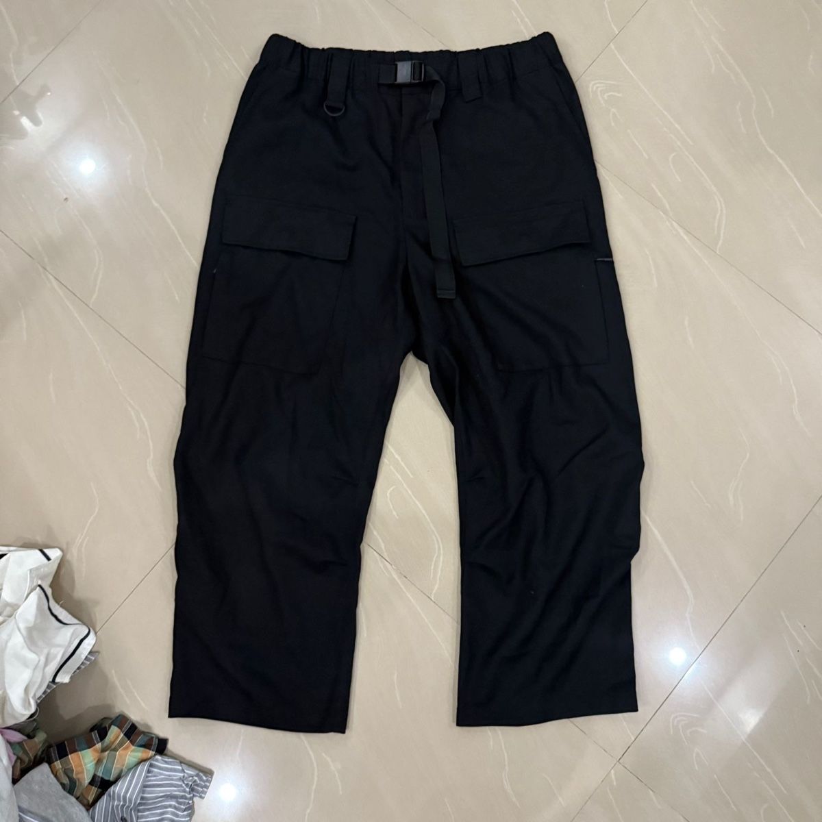 Y-3 Pantaloni: Pantalon Cargo Technique Y-3 Noir - L #P14 – Nuovo (secondo la descrizione) da Hauterive NE venduto da Leo_o 1