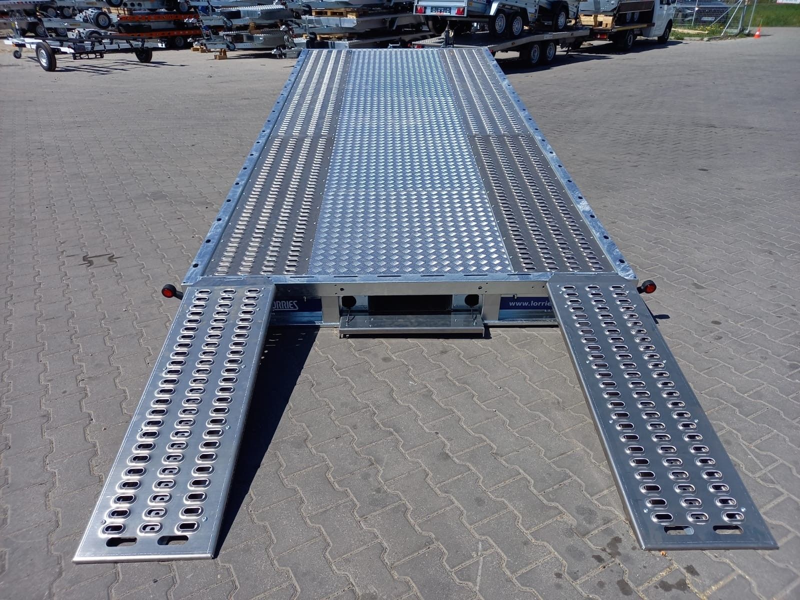 Lorries Rimorchi: Noleggio Rimorchi – Usato da Biasca venduto da mat_x8s9 1