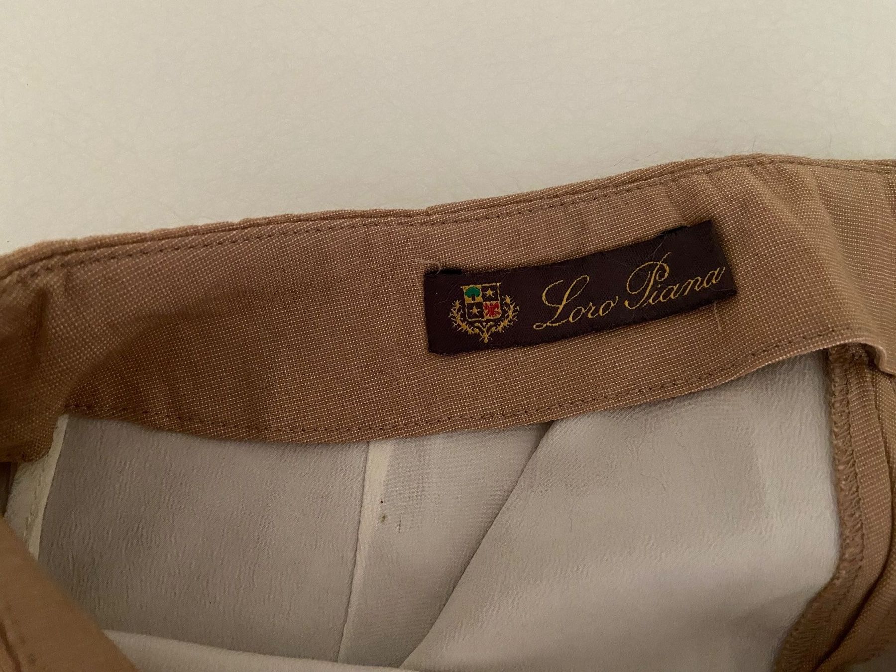 Loro Piana Pantalons: Loro Piana Damenhose – D'occasion à Unterengstringen par bar_rh5f 2