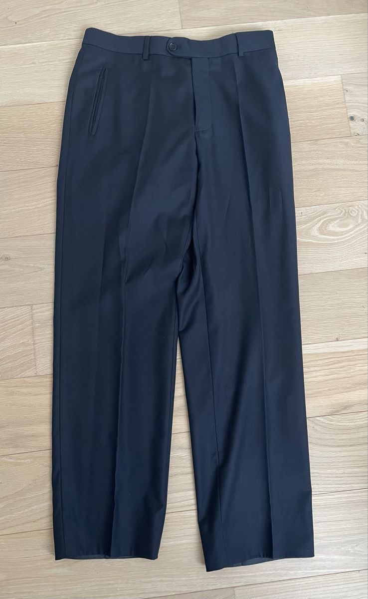 Costumes: Herren Anzug, Grösse 46, Schwarz – D'occasion à Niederhelfenschwil par jas_sq7y 1
