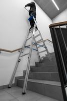 Stufenbockleiter VARIO mit TREPPENFUNKTION u. Ablagefach