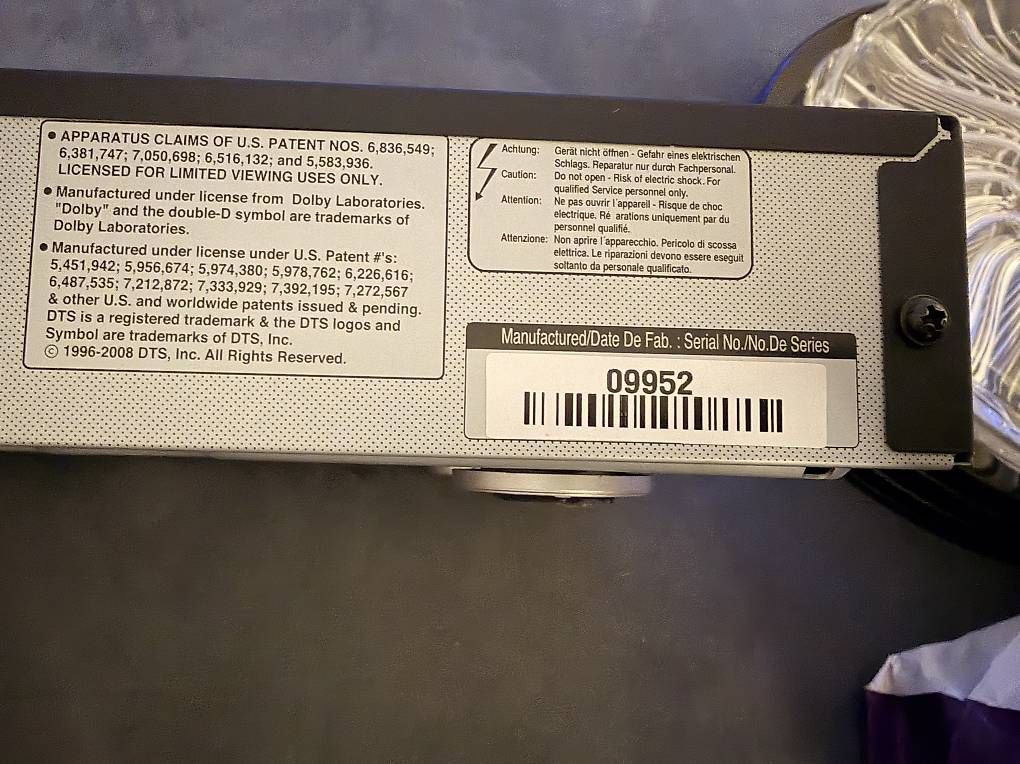 Sistemi audio & multimediali: Loewe BluTechVision Interactive Blu-ray Player 69510 – Usato da Nidau venduto da Kali_23 3