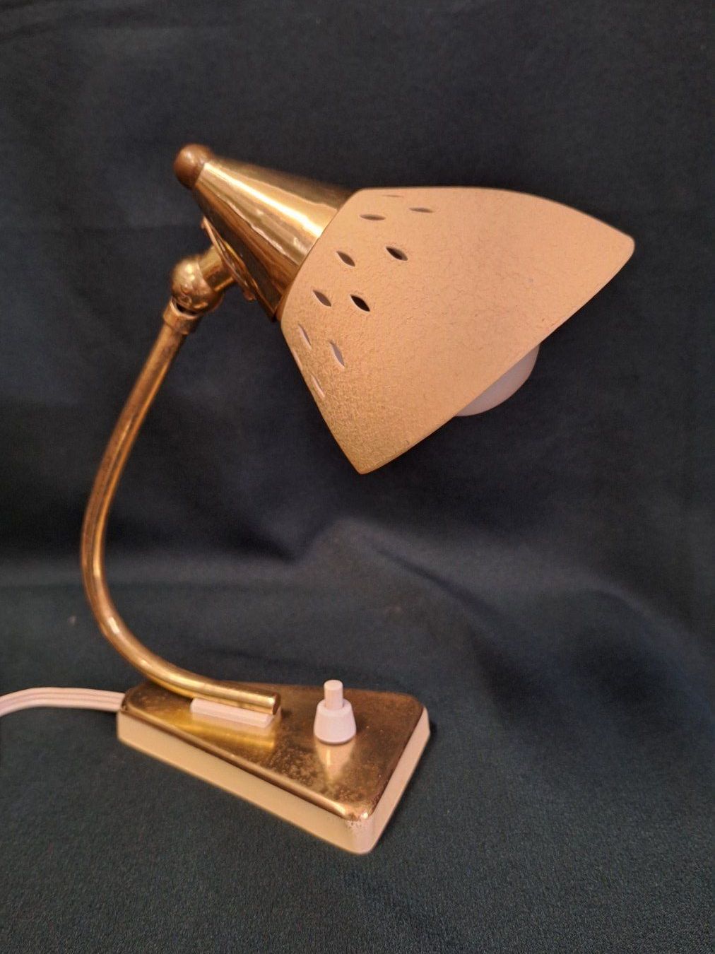 Lampade: mid Century Nachttischlämpchen – Usato da Arlesheim venduto da shopradl
