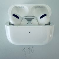 Original Apple AirPods Pro 1 Gen. mit Wireless Ladecase
