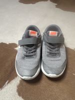 Nike Revolution 4 Kinderschuhe, Grösse 31, Top Zustand!