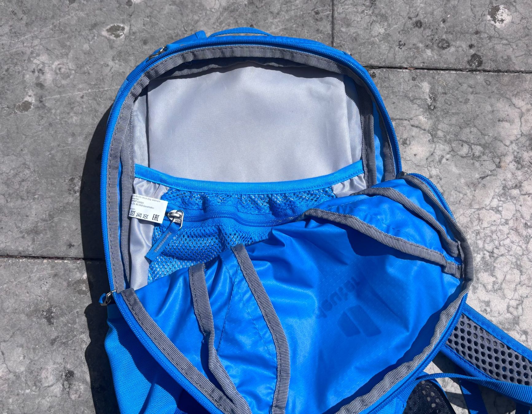 Deuter Zaini: Deuter Race 8 Bike Rucksack – Usato da Oensingen venduto da Chris555 3