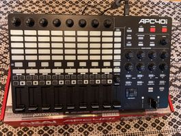 AKAI APC 40 MK2 DAW Controller mit Ständer
