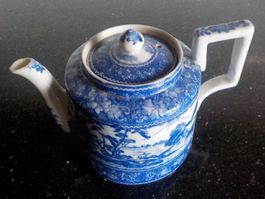 Antiker  Teapot (2)