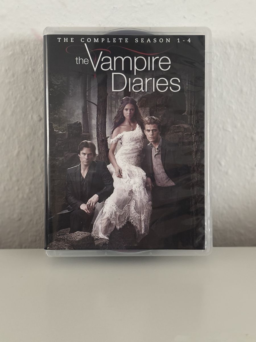 Tutti i DVDs: The Vampire diaries Komplette Serie – Nuovo (secondo la descrizione) da St. Gallen venduto da Becky__ 4