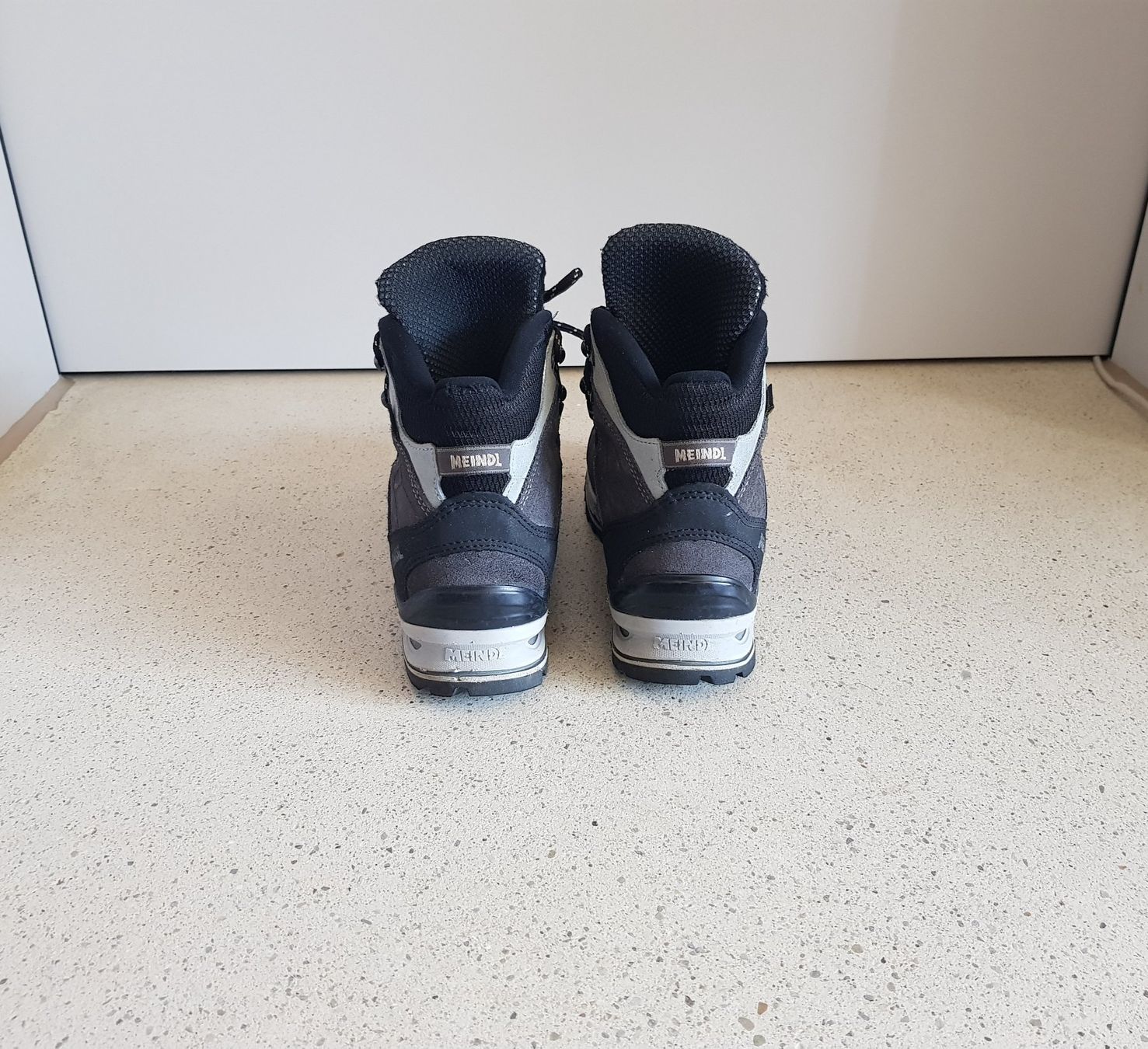 Meindl Scarpe da donna: Meindl GTX Wanderschuh Grösse 37 – Usato da Basel venduto da Birs868 2