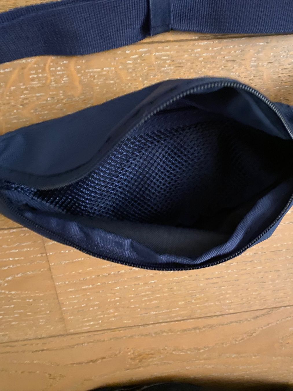 Nike Taschen: Nike Bauchtasche – Neu (gemäss Beschreibung) aus Oberdorf NW von ernimeri 2