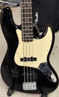 Squier Jazz Bass