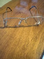 Vintage Brille Gold Metallrahmen - Stilvoll & Zeitlos!